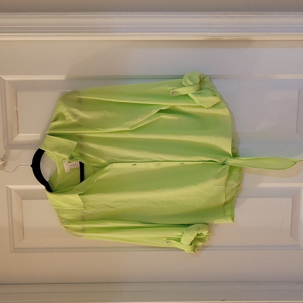 Chicos lime roll up sleeve blouse medium